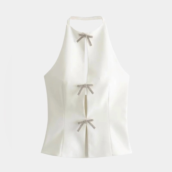 Steve Madden Tops - STEVE MADDEN
JUVIA TOP | CREAM